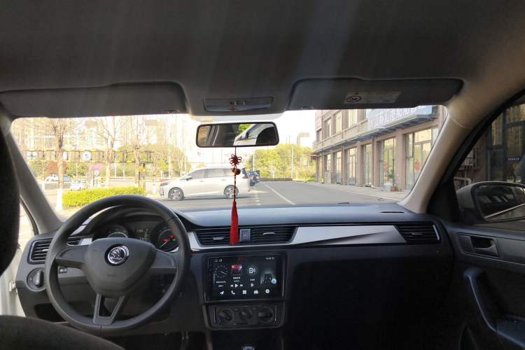 Used Skoda Rapid 2019 Revised Version 1.5L Automatic Standard Edition China VI
