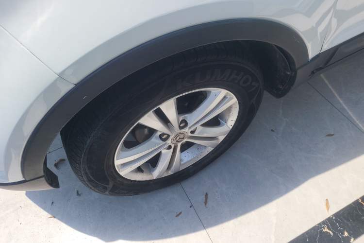 Used HYOSOW S3 2014 1.5L Luxury Version China IV Emission Standard