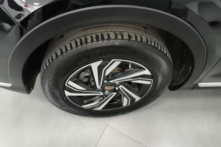 Used Hongqi HS5 2022 Revised Version 2.0T Smart Connect Flagship Edition
