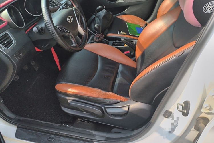 Used Hyundai Elantra (5th Generation / Langdong) 2016 1.6L Manual Luxury Model Left Front Seat