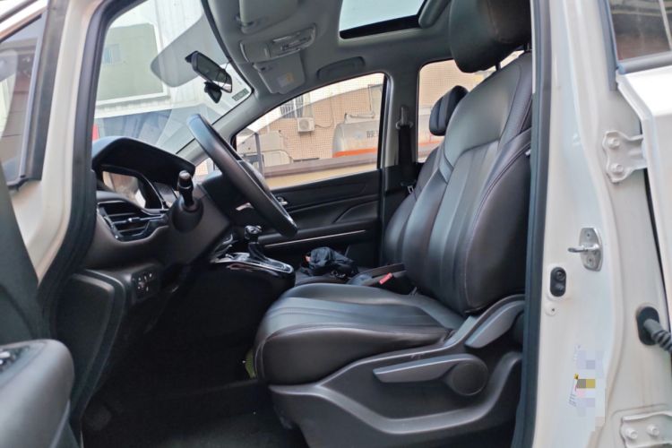 Used GAC Trumpchi M6 2019 270T DCT Luxury Edition (7-seater) China VI Left Front Seat