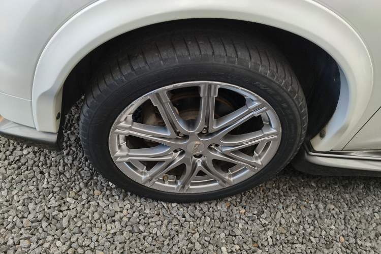 Used Infiniti ESQ 2014 1.6L Spontaneous Edition Exterior 7