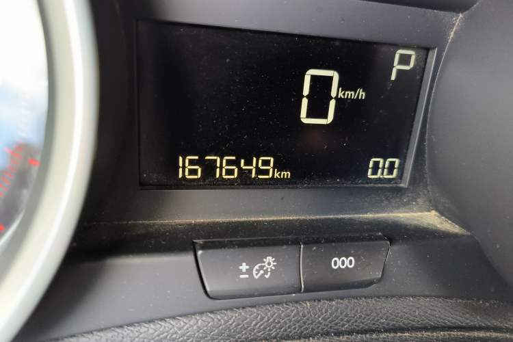 Used Peugeot 408 2014 1.8L Automatic Luxury Edition Odometer Close Up