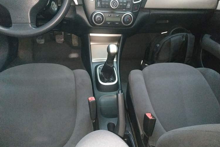 Used Nissan Sylphy 2016 Classic 1.6XE Manual Leading Edition
