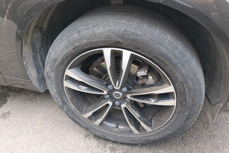 Used Volvo XC60 2019 T5 4x4 Smart Edition China V Standard