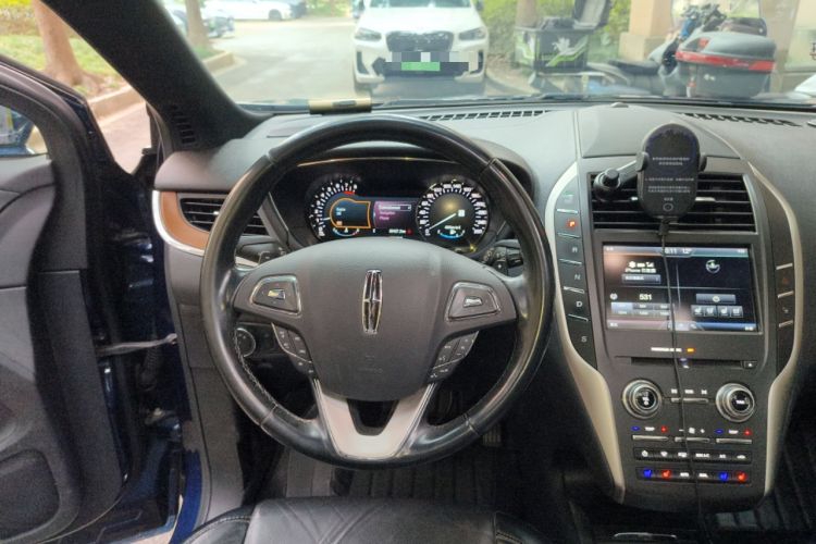 Used Lincoln MKC 2014 2.0T Two-Wheel-Drive Luxury Edition