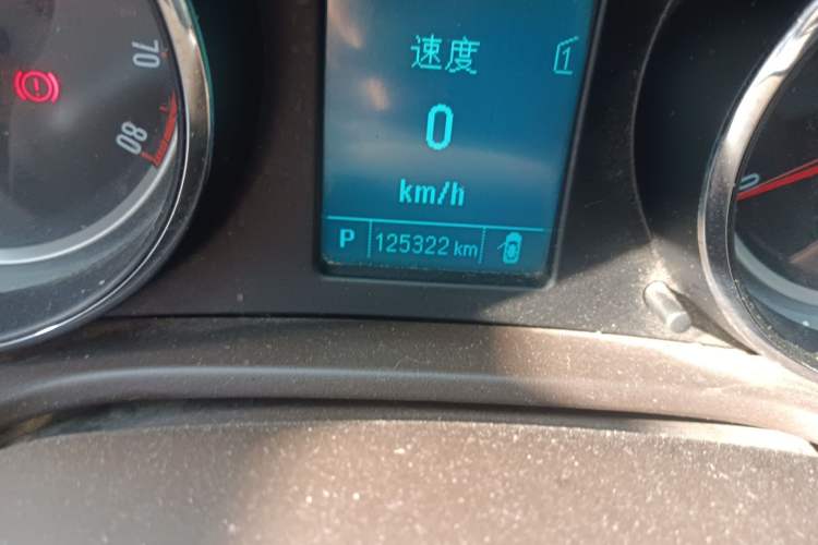 Used Buick Regal 2015 2.0L Leading Fashion Edition
