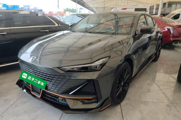 Used Changan UNI-V 2025 1.5T 500Bar High-Energy Sport Edition