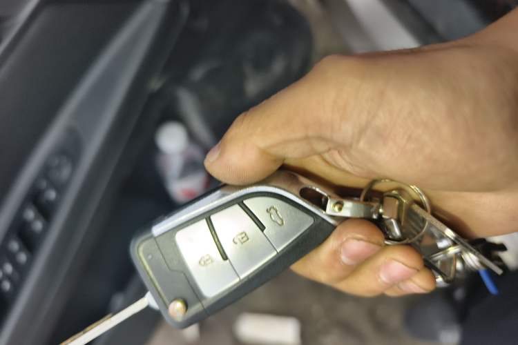 Used Roewe 350 2014 1.5L Manual Swift Edition