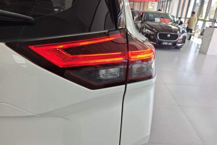 Used Nissan X-Trail 2021 VC-Turbo 300 CVT 2WD Luxury Edition