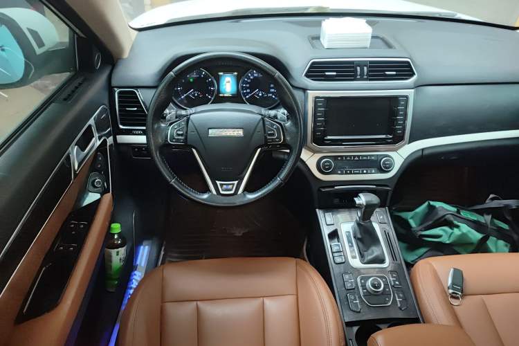 Used Haval H6 Coupe 2015 Blue Label 2.0T Automatic Two-Wheel Drive Elite Model Steering Wheel