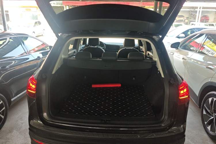 Used Volkswagen Tayron 2020 330TSI Two-Wheel Drive Luxury Smart Connectivity Version