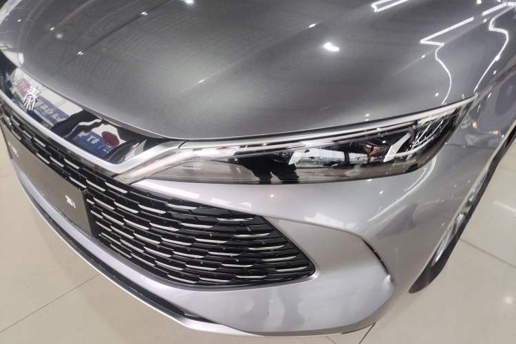 Used BYD Qin L 2024 DM-i 80KM Leading Model
