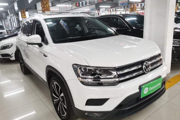 Used Volkswagen Tharu 2021 280TSI Two-Wheel-Drive Luxury Edition Front Right 45 Deg