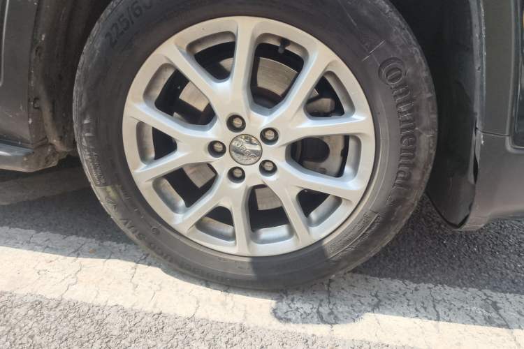 Used Jeep Cherokee 2016 2.4L Leading Edition