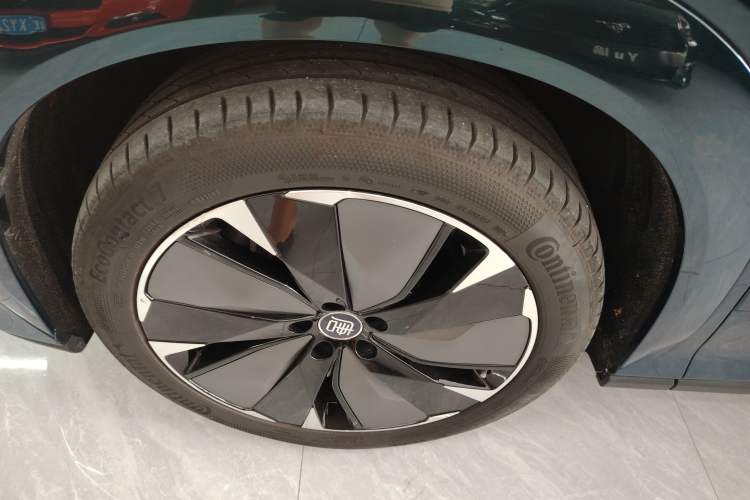 Used BYD Tang L 2025 EV 600KM All-Wheel-Drive LiDAR Flagship Model