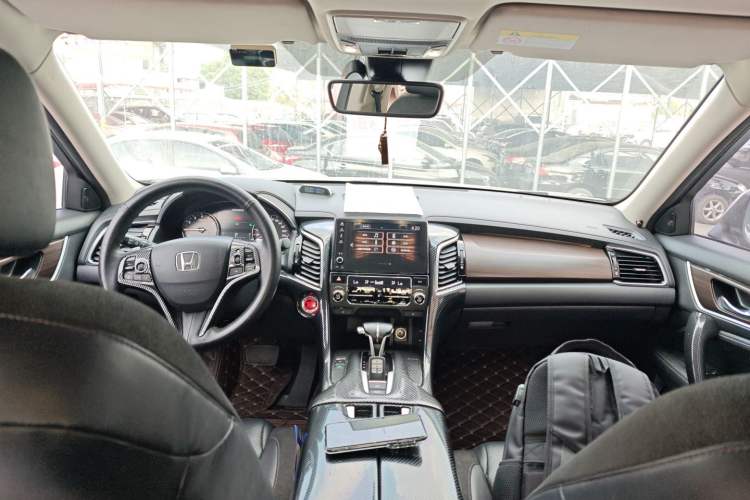 Used Honda Avancier 2017 240TURBO Two-Wheel Drive Premium Edition