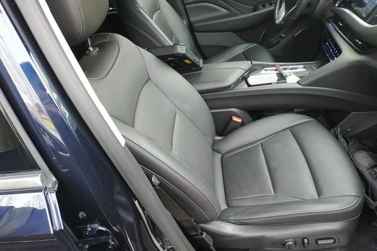 Used Buick Enclave 2020 28T Two-Wheel Drive Prestige Version