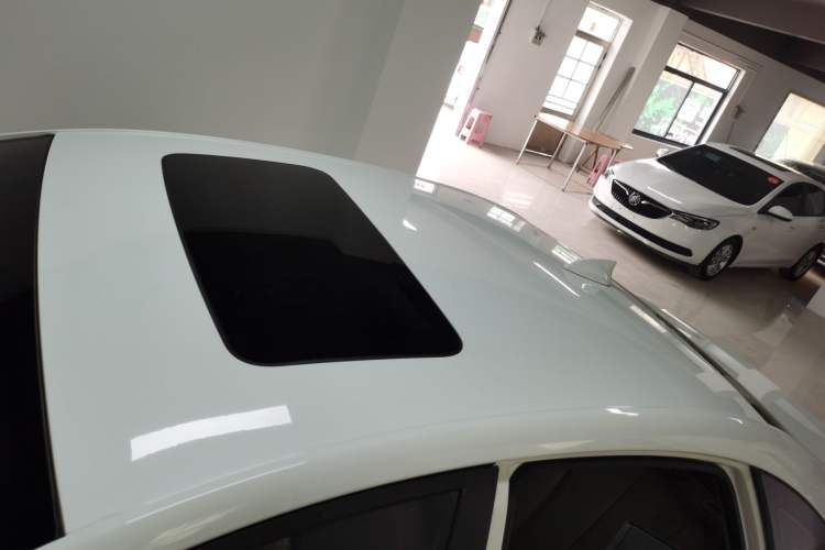 Used Buick GT 2018 15T Dual-Clutch Elite Model China V Standard
