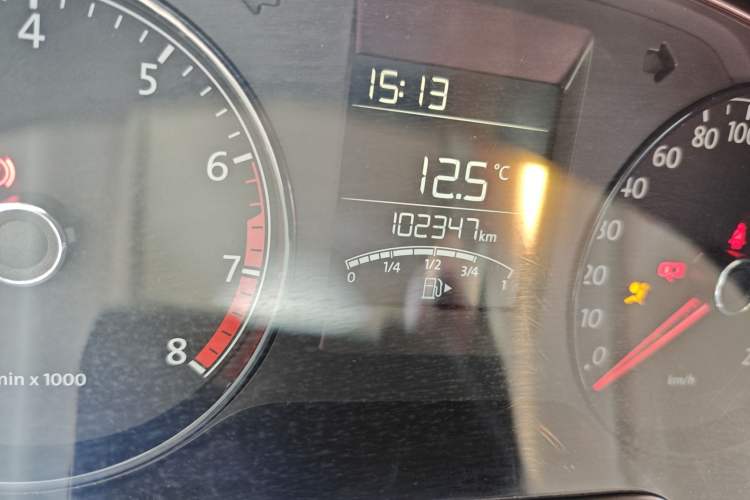 Used Volkswagen Polo 2014 1.4L Manual Fashion Edition Odometer Close Up