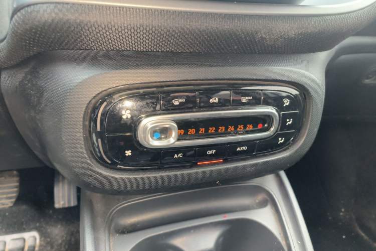 Used smart forfour 2018 1.0L 52kW Passion Edition