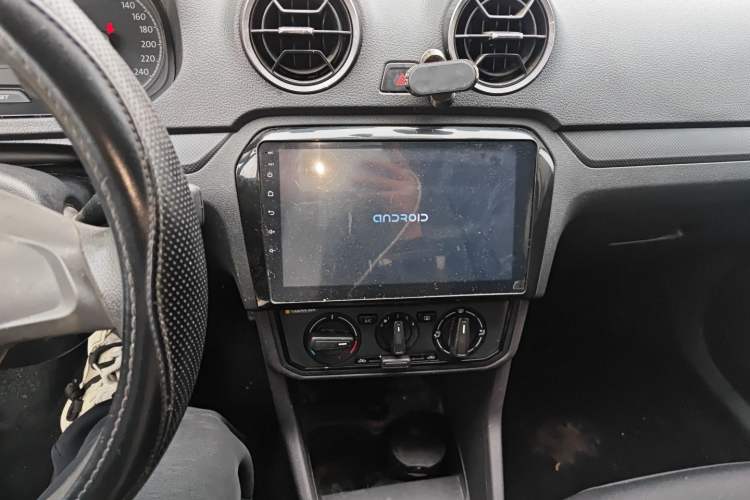 Used Volkswagen Jetta 2019 Dream Edition 1.5L Manual Fashion Version