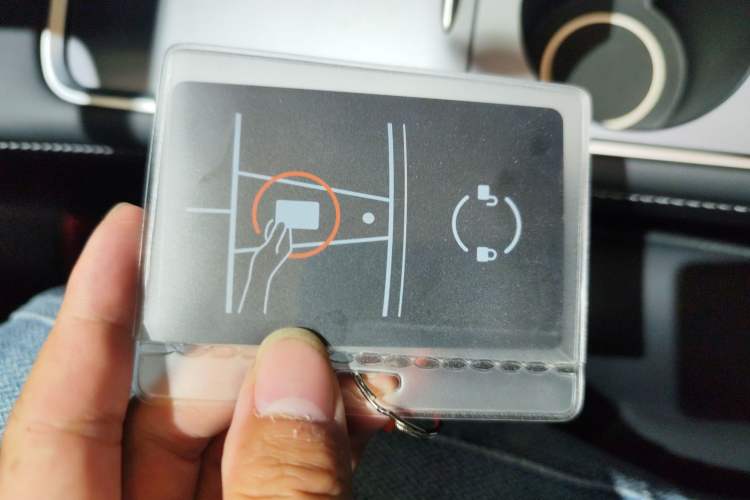 Used Tesla Model Y 2024 Long-Range All-Wheel-Drive Version