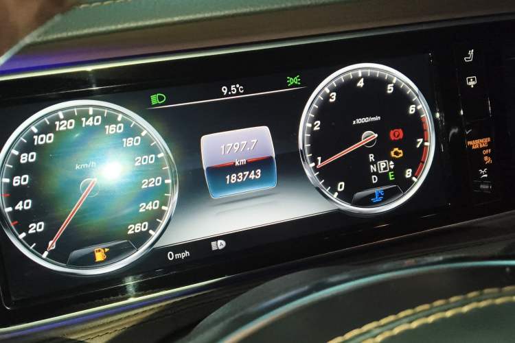 Used Mercedes-Benz S-Class 2016 S 320 L Business Model
