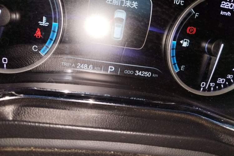 Used CHANGAN CS75 2017 Shangkui Edition 1.5T Automatic Fengyue Model Odometer Close Up