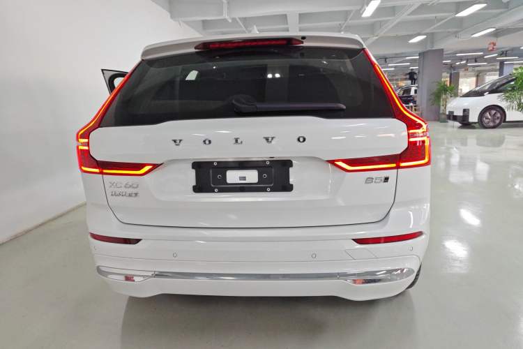 Used Volvo XC60 2026 B5 4x4 Smart Luxury Edition

