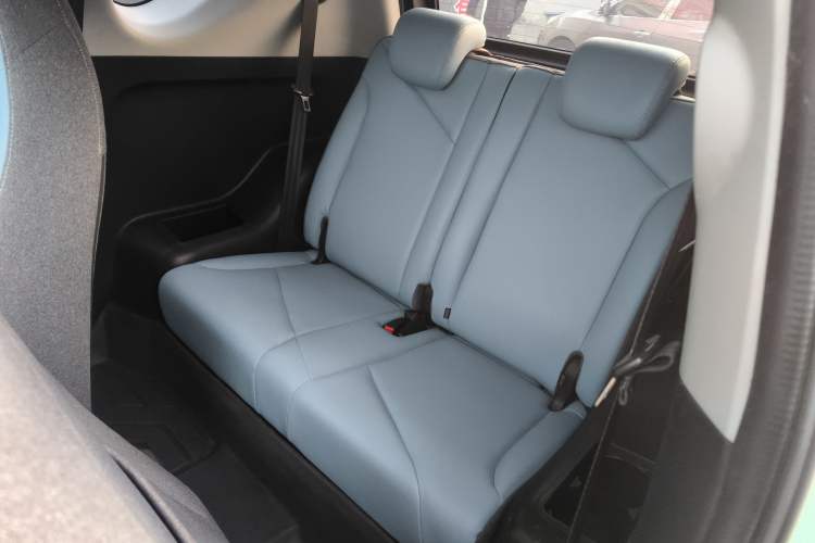 Used Chery Little Ant 2022 Sweet Pink Edition Half-Sugar Version 3-Cell Lithium 30kW 301km
