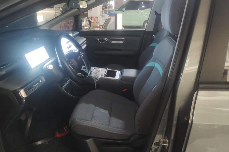 Used AION Y 2023 Plus 510 Enjoy Edition Left Front Seat