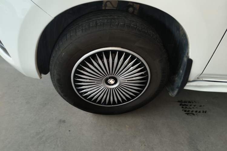 Used Venucia T70 2016 1.6L Manual Ruixing Edition
