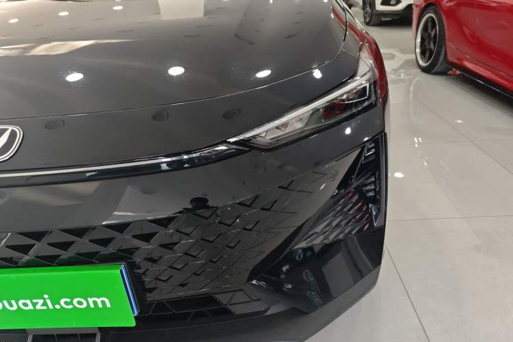 Used CHANGAN UNI-V 2024 1.5T Prestige Edition
