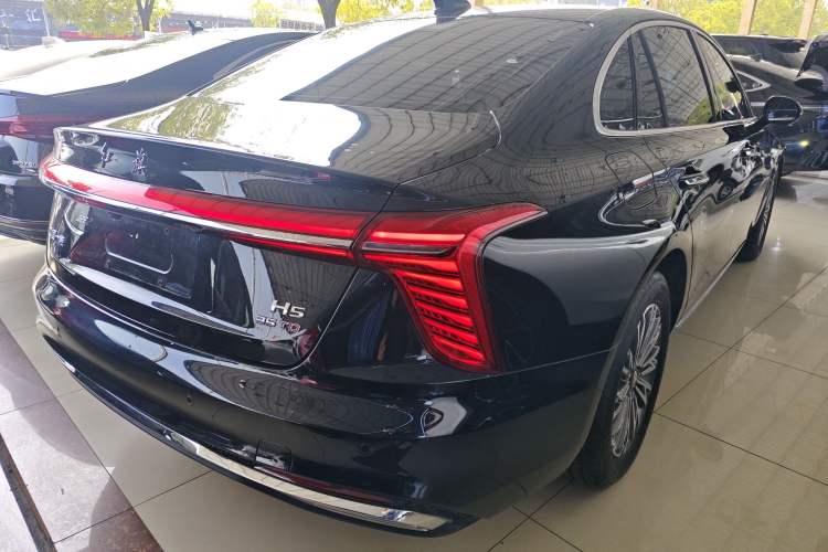 Used Hongqi H5 2025 1.5T DCT Qiyun 500 000th Unit Commemorative Edition Rear Right 45 Deg