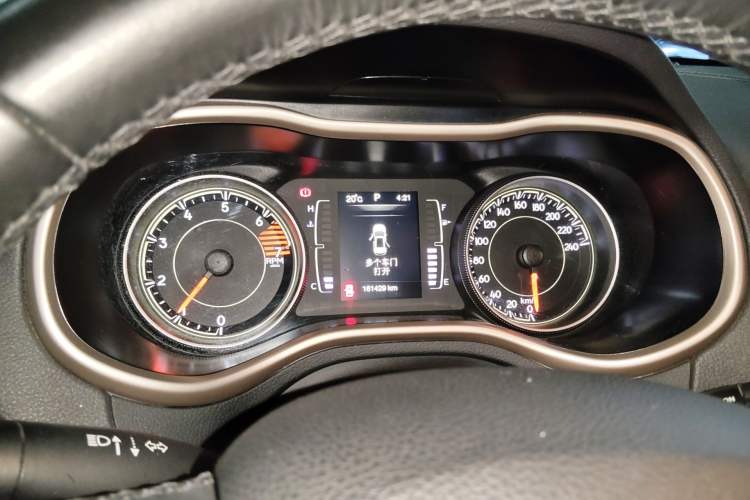 Used Jeep Cherokee 2016 2.4L Leading Edition