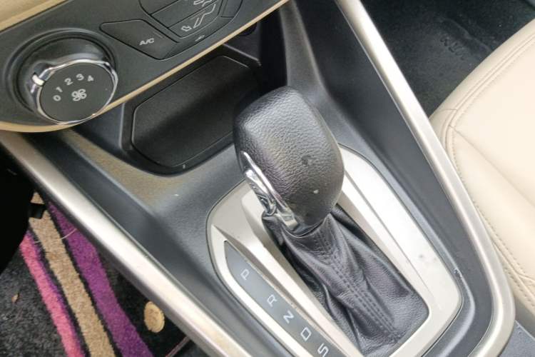 Used Ford Escort 2015 1.5L Automatic Comfort Edition