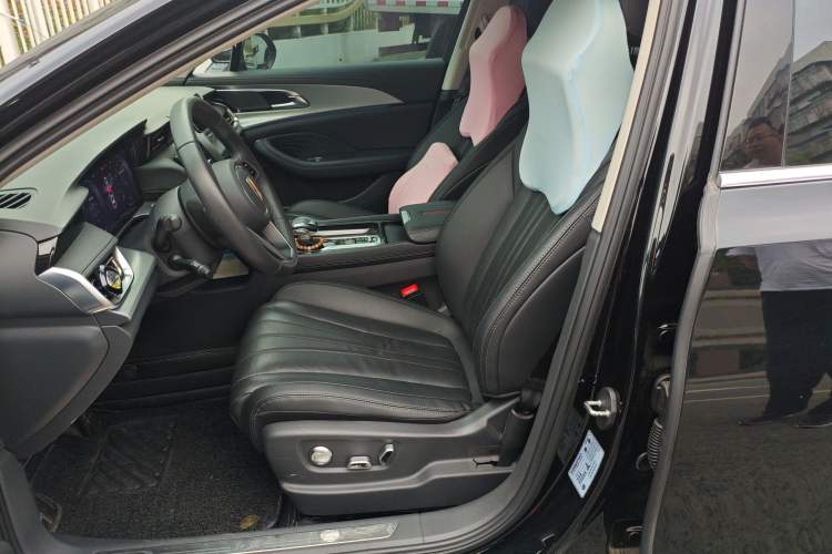 Used Hongqi H5 2024 2.0T Automatic Smart Connect Flagship Edition
