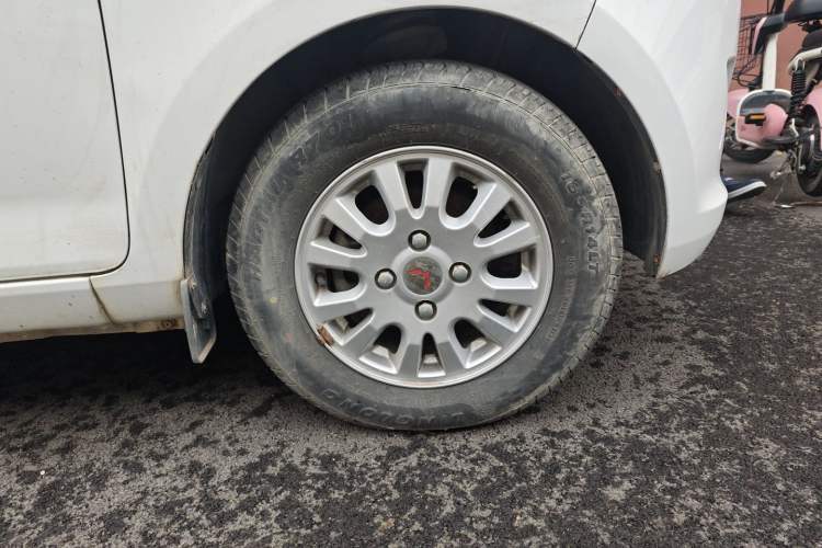 Used Wuling Rongguang V 2016 1.5L Standard Version