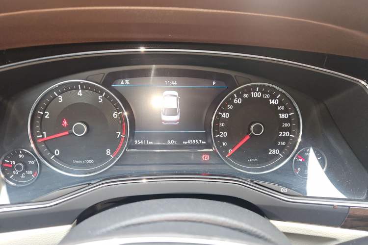 Used Volkswagen Phideon 2018 Revised Version 380TSI Two-Wheel Drive Business Edition