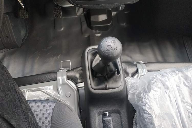 Used Wuling Zhiguang 2023 1.5L Practical Version 5/7 Seats