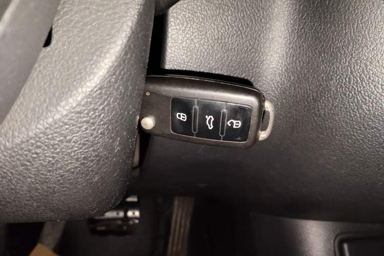 Used Volkswagen Tiguan L 2013 1.8TSI Automatic Two-Wheel Drive Luxury Model