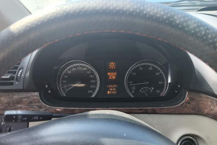 Used Mercedes-Benz Viano 2010 2.5L Prestige Edition Instrument Cluster