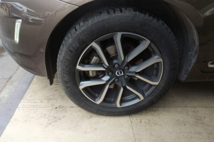 Used Volvo XC60 2017 T5 AWD Smart Upgrade Edition