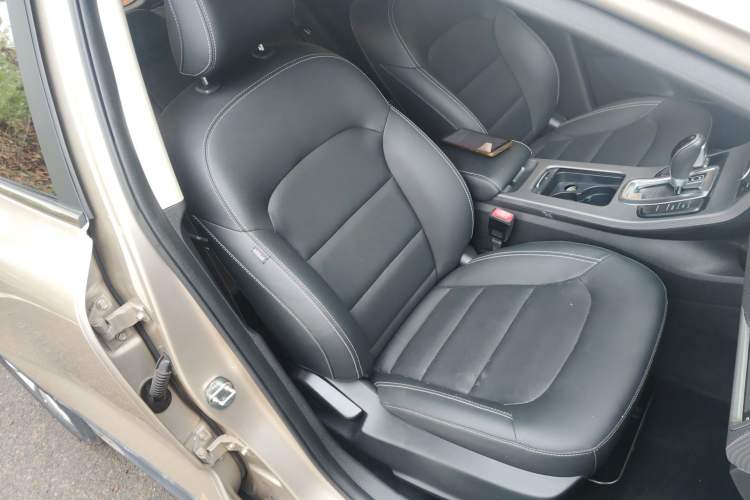 Used Geely Auto Emgrand GS 2016 Sport Edition 1.3T Automatic LingShang Model Right Front Seat