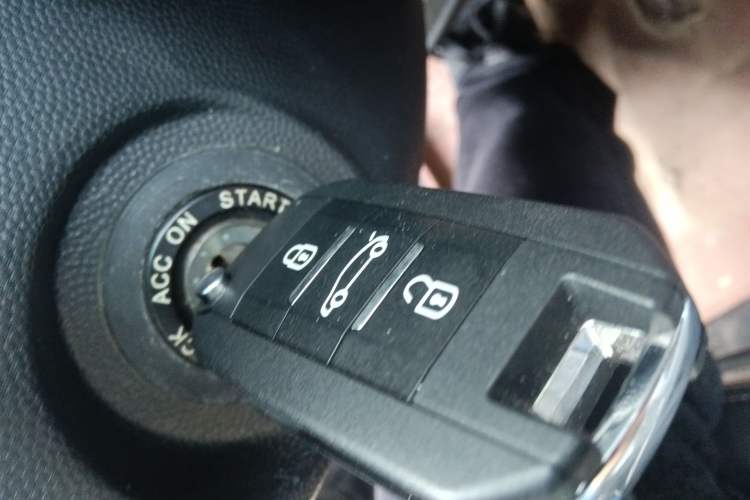 Used JAC Group Refine S5 2015 1.5T Manual Luxury Sport Edition
