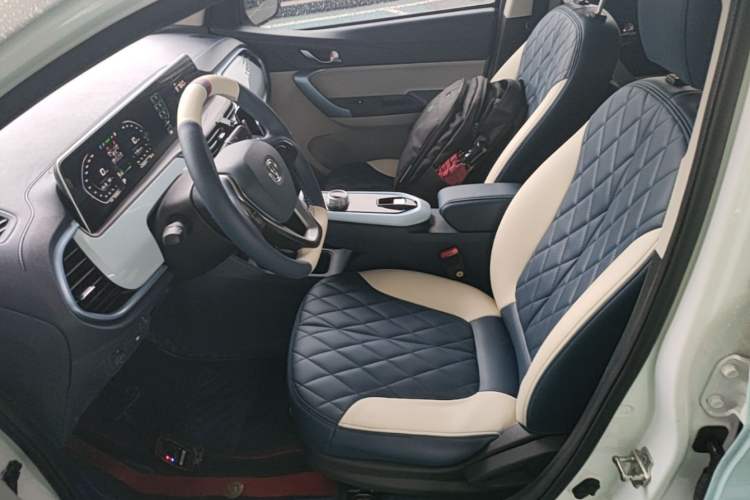 Used CHANGAN Benni E-Star 2022 Qingxin Edition Colorful Model Lithium Iron Phosphate
