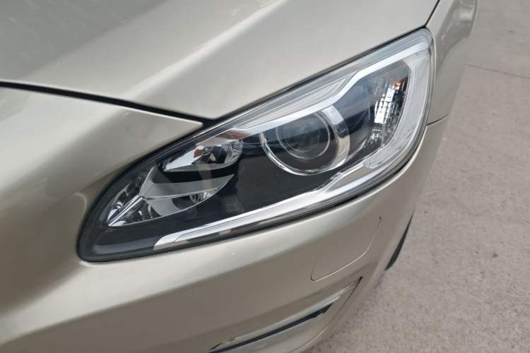 Used Volvo S60 2018 S60L T4 Smart & Ambitious Edition