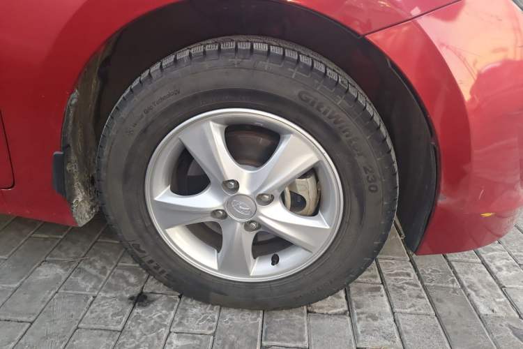 Used Hyundai Verna (older generation) 2014 1.4L Automatic Leading-Edge GLX
