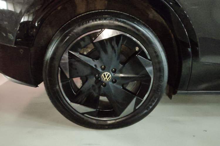 Used Volkswagen ID.UNYX 2024 Pro Long-Range Version Exterior 8